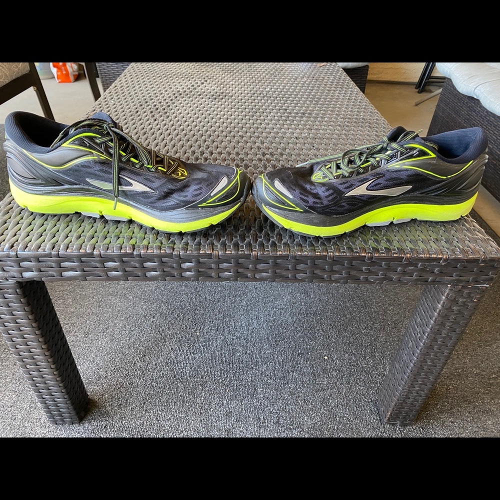 Brooks Transcend 3